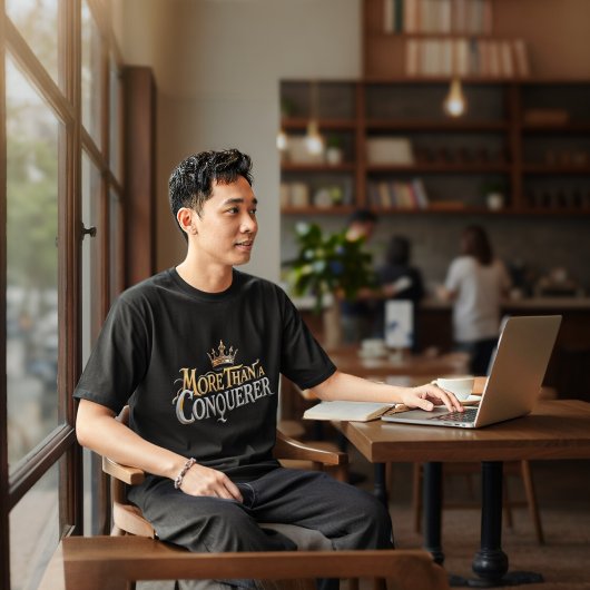 征服者以上の者 Tシャツ