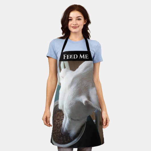 待ち切れない空腹の犬のかわいい食べ写真 エプロン (着用した状態)