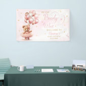 待って待ってテディベア女の子の赤ちゃんシャワーへようこそ 横断幕 (トレードショー)