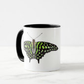 後につかれたジェイの緑および黒い蝶絵画 マグカップ (正面左)