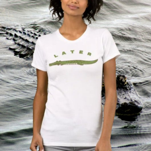 後のワニおもしろいゲータTシャツ – クール Gator Tシャツ