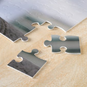 後ろのシャードがぼんやりと見えるロンドン・ピジョン ジグソーパズル (側面)