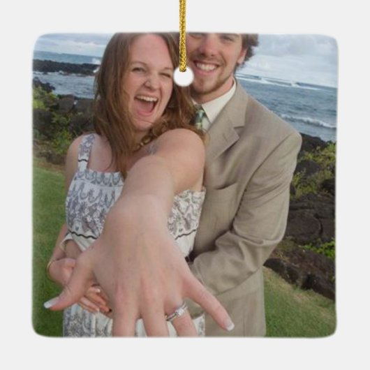 後ろのブライドメイド婚約の写真になる？ セラミックオーナメント (裏面)