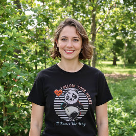 後を追ハートパンダが可愛感動的 Tシャツ