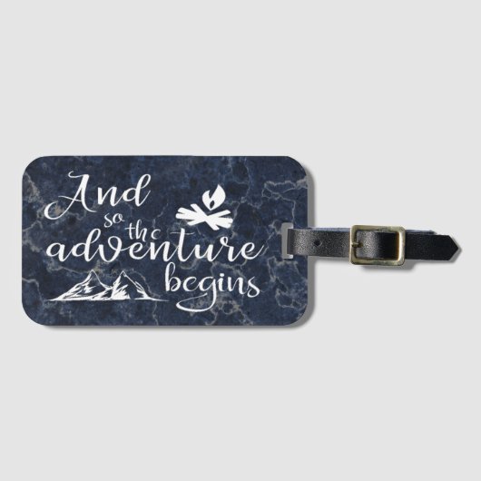 従って冒険はエレガントな旅行引用文を始めます ラゲッジタグ (正面横)