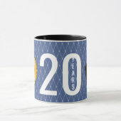 従業員のマイル標石記念日コーヒー・マグ20年の マグカップ (中央)