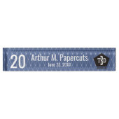 従業員のマイル標石記念日ネームプレート20年の デスクネームプレート (正面)
