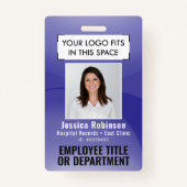 従業員の写真ID QRバーコードロゴ紫アーク バッジ (正面)