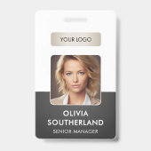 従業員の写真QRコードビジネスロゴ灰色ID バッジ (表面)