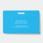 従業員の大きな写真IDとバーコードの青 バッジ (裏面)