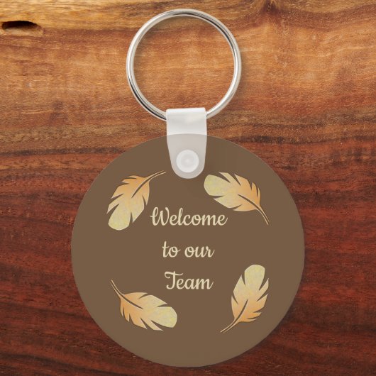 従業員ウェルカムダークブラウン羽毛ビジネスチーム キーホルダー (正面)