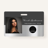 従業員カスタムバーコードロゴ名スキャナーグレー バッジ (正面)