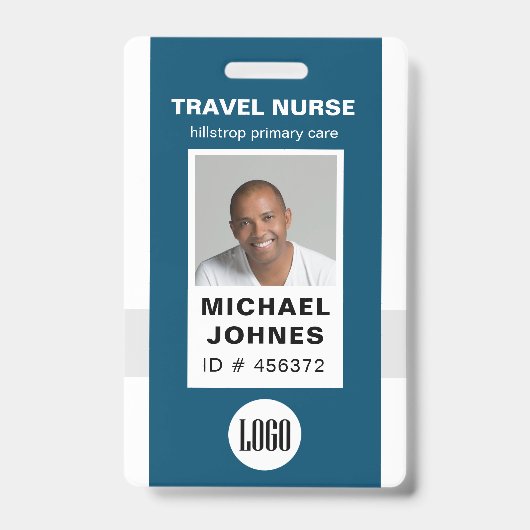 従業員ナースの写真とロゴ名のバッジ バッジ (正面)