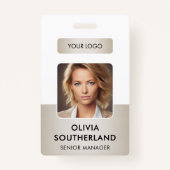 従業員フォトQRコードビジネスロゴソフト金ゴールドID バッジ (正面)