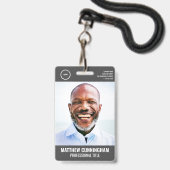 従業員モダンの写真名バーコード丸型ロゴ バッジ (正面（ネックストラップ付）)