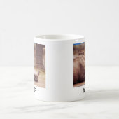 得られたコーヒーか。 マグカップ (中央)