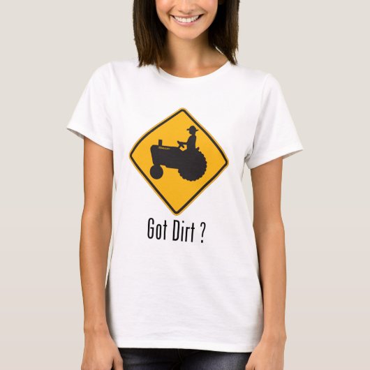 得られた土のトラクターの金ゴールド Tシャツ (正面)