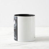 得意気に切られる マグカップ (中央)