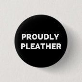 得意気にPLEATHER 缶バッジ (正面)