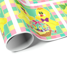 復活祭の雛と雛と卵のバスケット