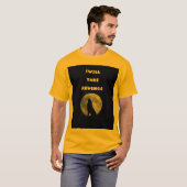 復讐の狼 - 力と復讐 Tシャツ (正面フル)