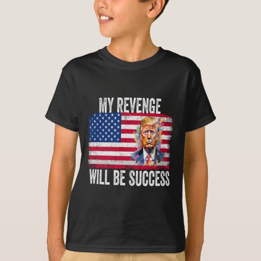 復讐は成功するトランプ2024アメリカを取る Tシャツ (正面)