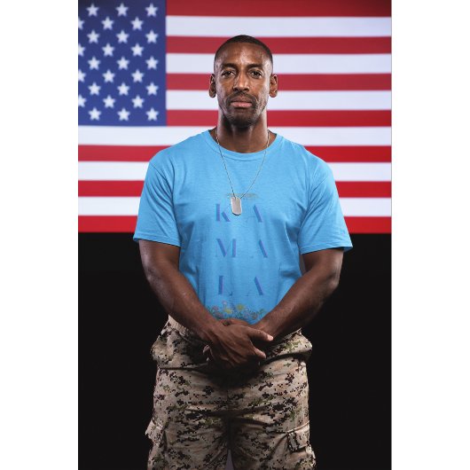 微妙なカマラハリス。花.グレーとブルー Tシャツ