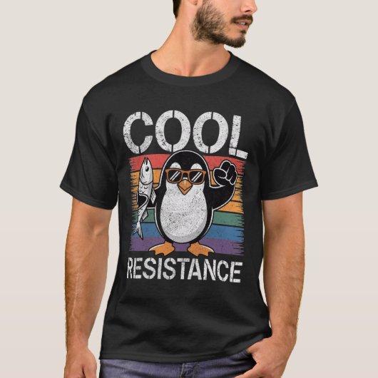 微妙な抵抗クールペンギン関税抗議アリ Tシャツ (正面)