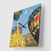 微笑して、幸せな熱気は時計を風船のようにふくらませます スクエア壁時計 (傾斜)