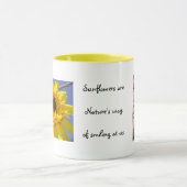 微笑するヒマワリ マグカップ (中央)