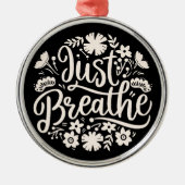 心の健康マインドフルネスを真っ黒に吸い込む メタルオーナメント (正面)