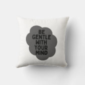 「心を優しく」ウェルビーイング引用文デザイン クッション (裏面)