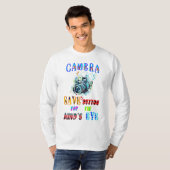 心救の目のカメラボタン Tシャツ (正面フル)