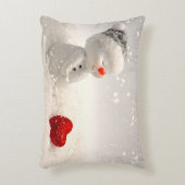 心温まる愛を持つクリスマス雪だるま アクセントクッション (正面(垂直))