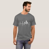 心臓の鼓動の山のTシャツ 友達 Tシャツ (正面フル)