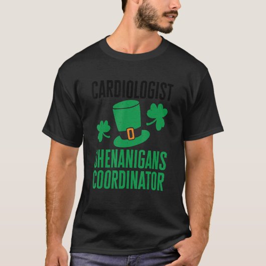 心臓専門医St patricks dayシェナニガンコーディネート Tシャツ (正面)
