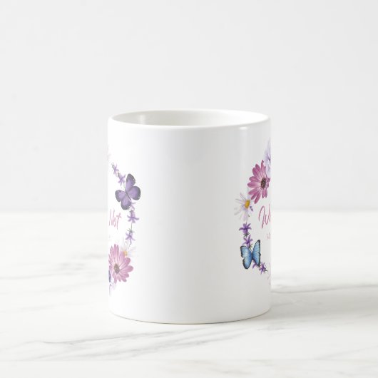 心配しない女性のキリスト教信仰バタフライバイブル コーヒーマグカップ (中央)