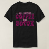 必要なのはコーヒーとボトックスリップフィラーエステティ Tシャツ (デザイン正面)