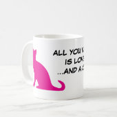 必要なのは愛と猫のコーヒーマグおもしろいだけだ コーヒーマグカップ (正面左)