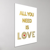"必要なのは愛"引用文と赤いハートホワイト 箔ポスター (レイダウン)