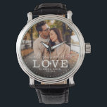 必要モダンなのはLOVEの写結婚真スクリプト 腕時計<br><div class="desc">手モダンで文字を付けたシックなフォトウォッチとモダンタイポグラフィの読: '必要なのはLove 'あなたの名前をカスタムすると結婚日付と一緒に。写真と情報お気に入りのでパーソナライズ新婚素晴らし者への贈り物、記念日またはバレンタインデー！</div>