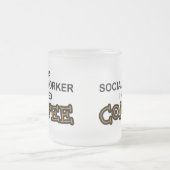 必要性のコーヒー-ソーシャルワーカー フロストグラスマグカップ (中央)