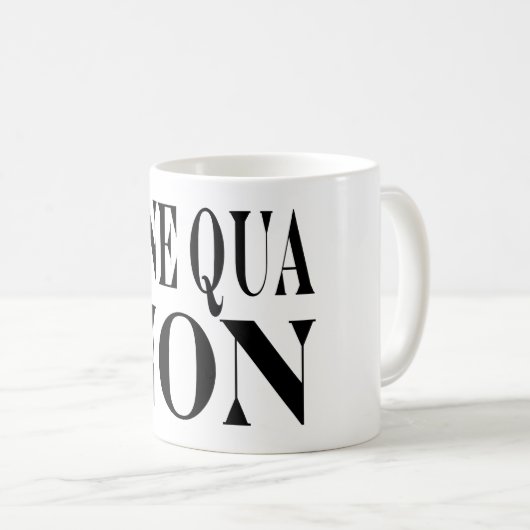 必要条件の有名なラテン系の引用文: 住む単語 コーヒーマグカップ (正面右)