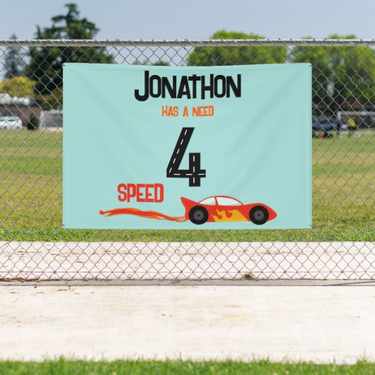 必要4速レーサー4番目の誕生日パーティー 横断幕 (インサイチュ)