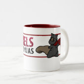 忍者のリスのマグ ツートーンマグカップ (正面右)