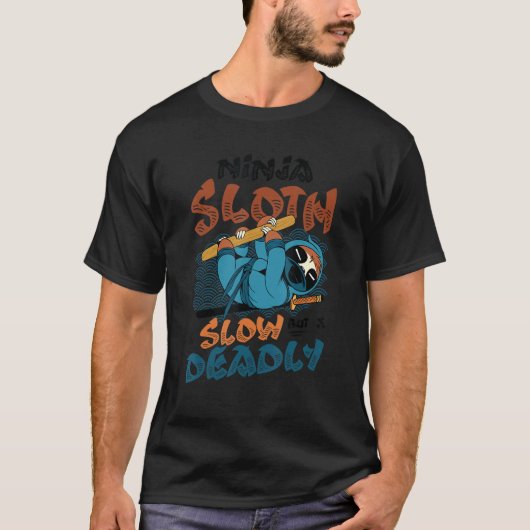 忍者スロース遅いが致命的なスロース1 Tシャツ (正面)