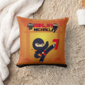 忍者映画スター戦士が空手キッズを蹴る クッション (ブランケット)