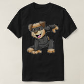 忍者服を着た犬 Tシャツ (デザイン正面)