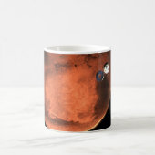 忍耐ローバーのクルーズステージをキャスト。 コーヒーマグカップ (中央)