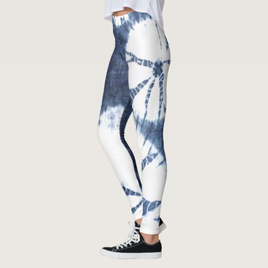 志堀 レギンス (左)